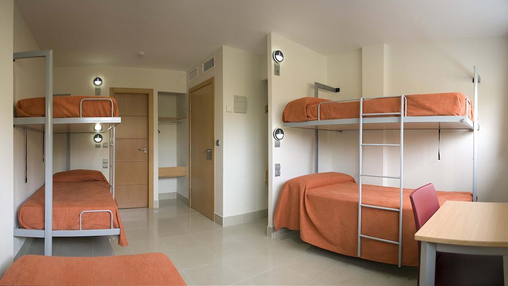 Albergue Inturjoven Sevilla Quarto foto