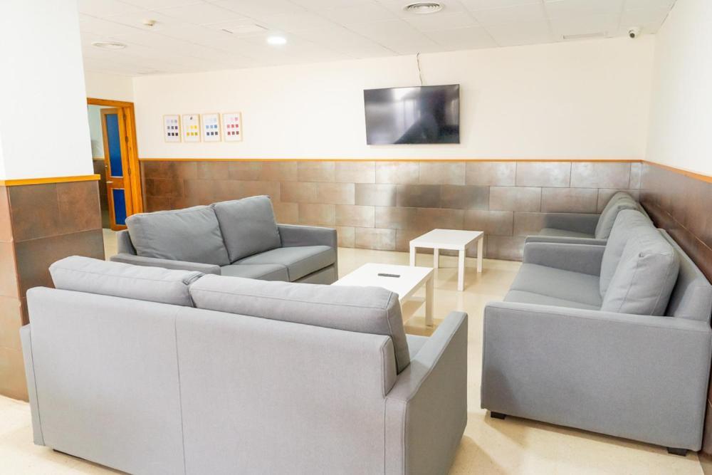 Albergue Inturjoven Sevilla Exterior foto