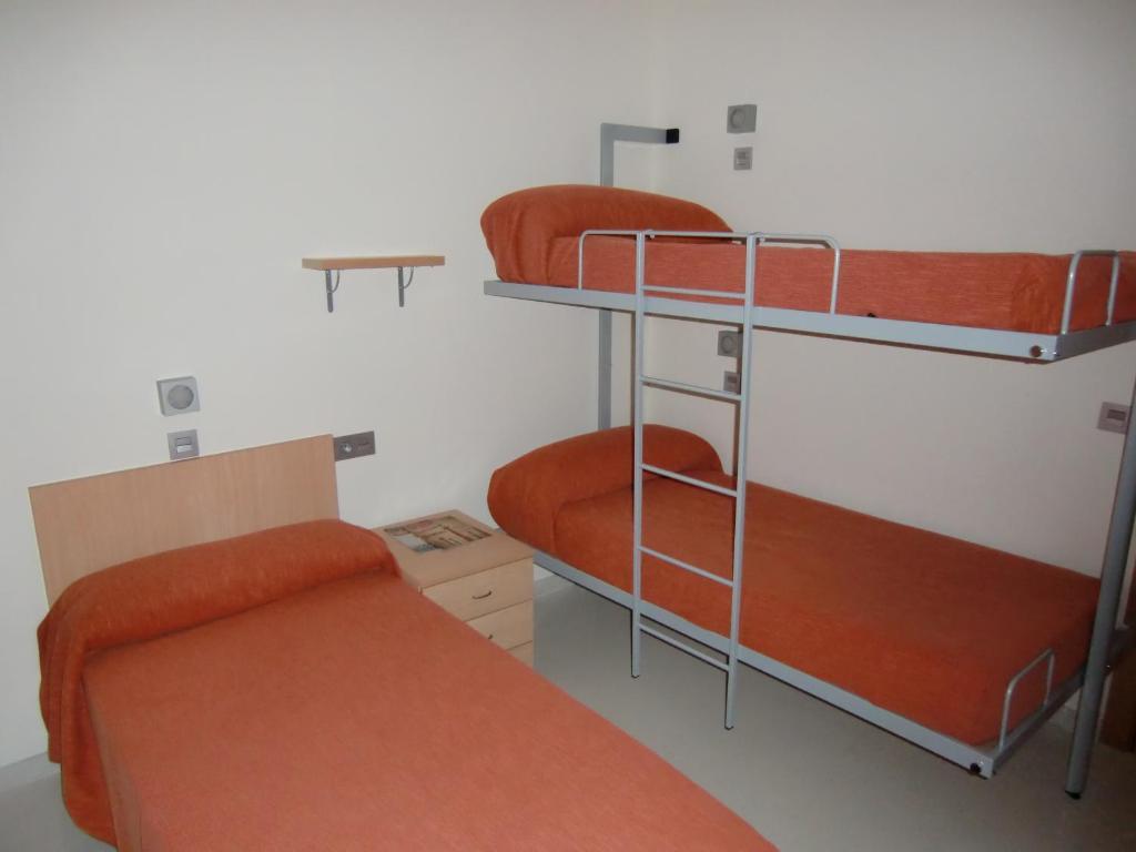 Albergue Inturjoven Sevilla Quarto foto